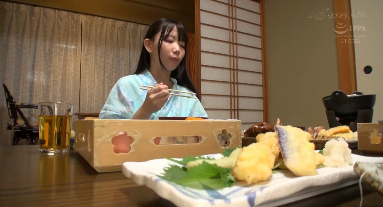 離婚してもう会えないエロい乳首した人懐っこい義娘と最後の温泉旅行で小さなマ○コをこじ開け中出しするまでの記録