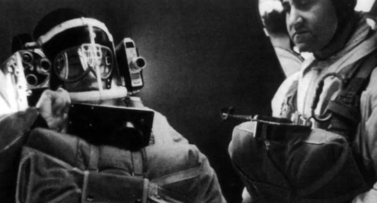 Des Hommes Dans Le Ciel