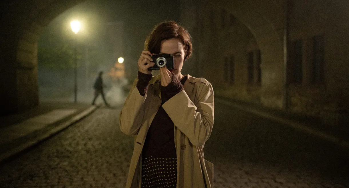 The Girl with the Leica