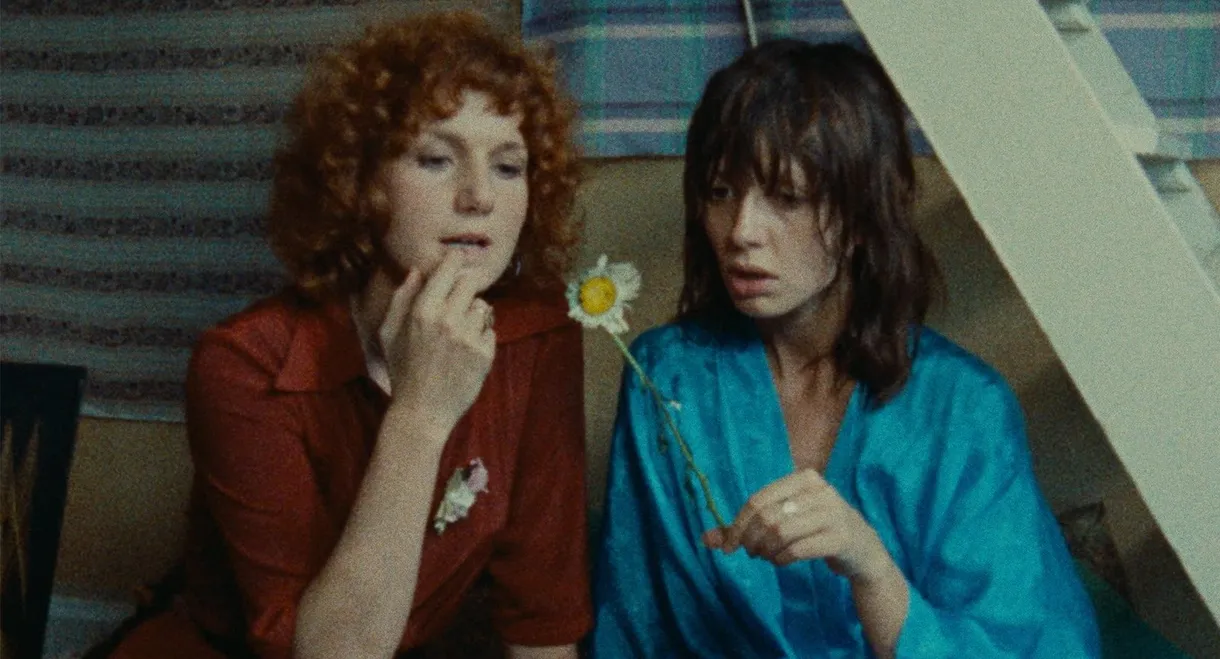 Céline and Julie Go Boating