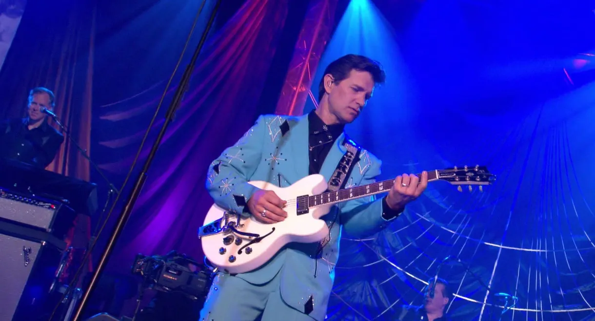 Chris Isaak: Greatest Hits Live Concert