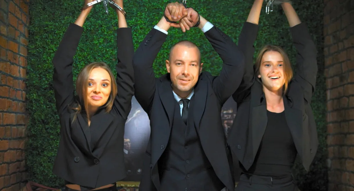 Роман с того света