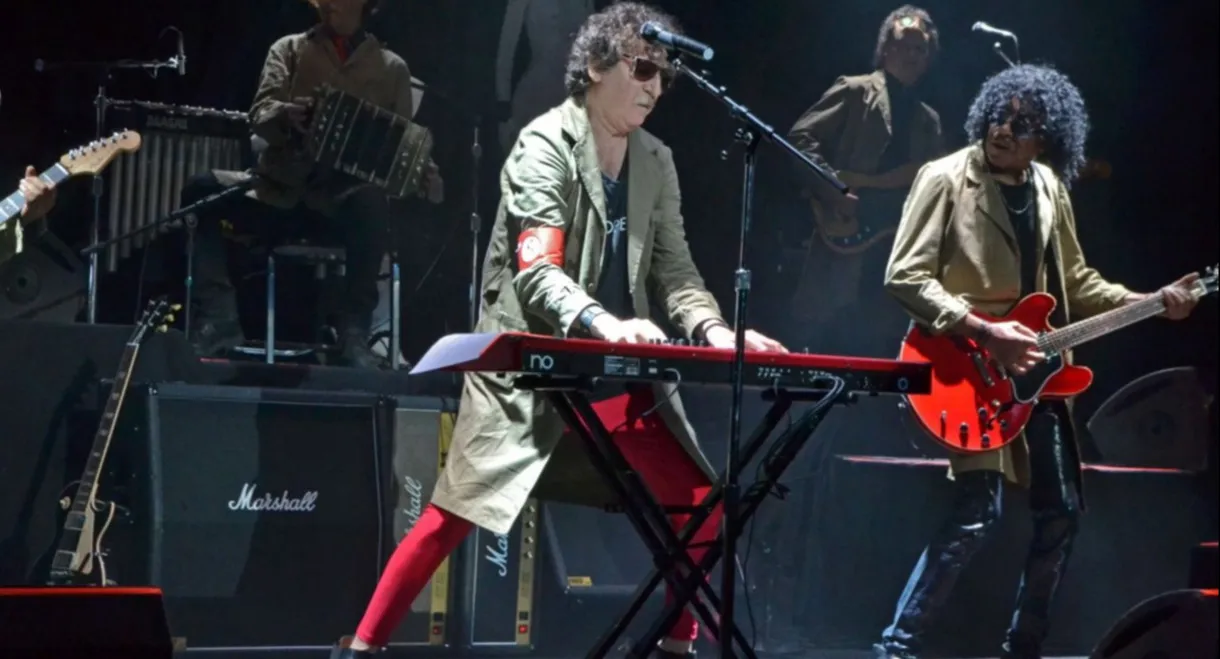 Charly García: 60x60 - Behind walls