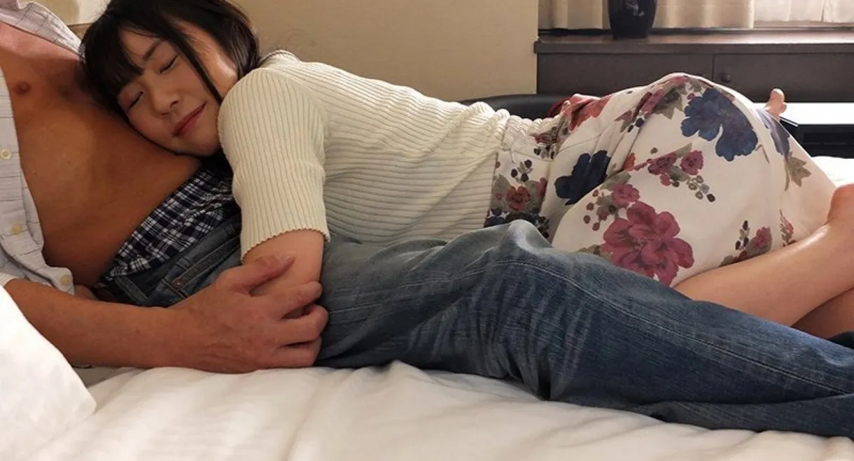 The Bittersweet, Loving Sex With A Middle-Aged Man I Met Through [Middle-Aged Man For Hire]. Tsubomi