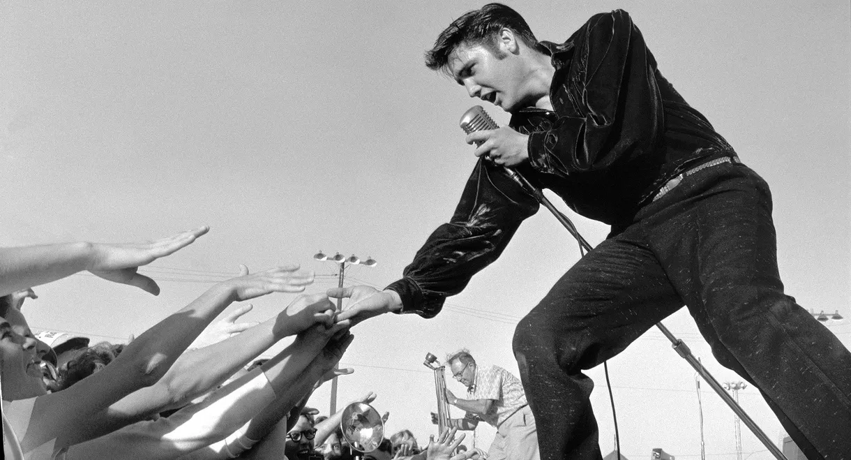 The Story of Elvis Presley: A Documented Legend