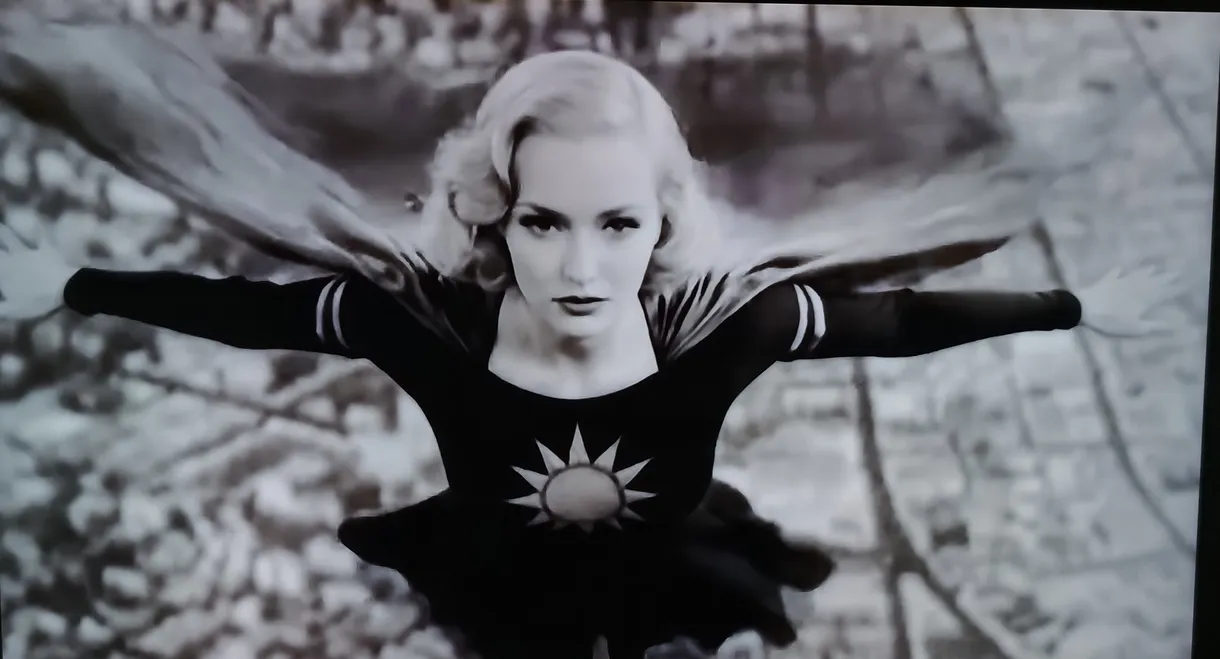 She Came from the Stars