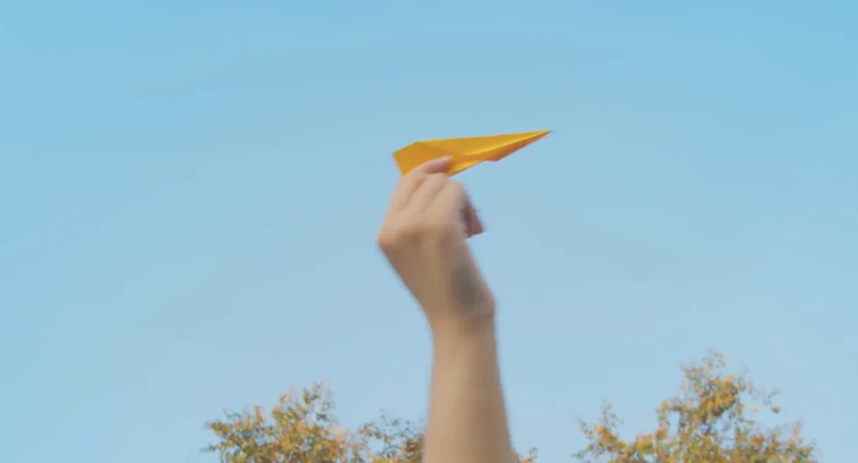 Makukulay na Eroplanong Papel