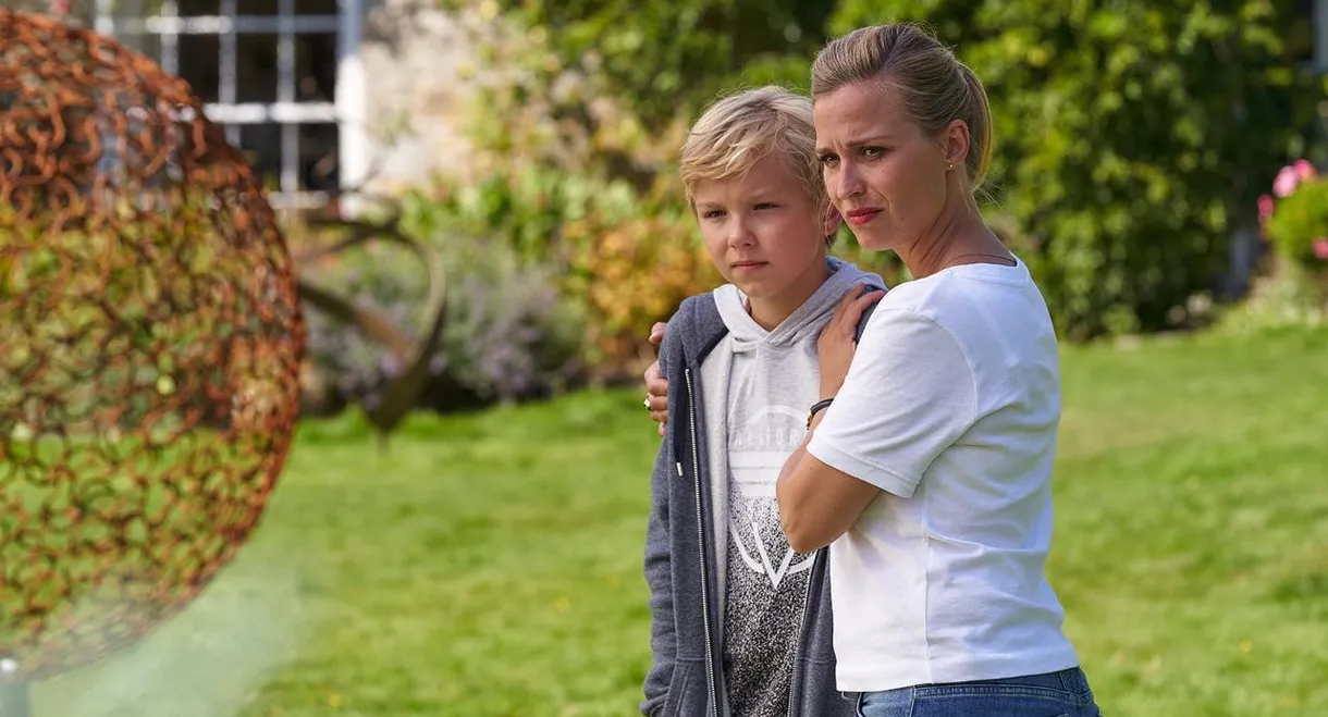 Rosamunde Pilcher: Stadt, Land, Kuss