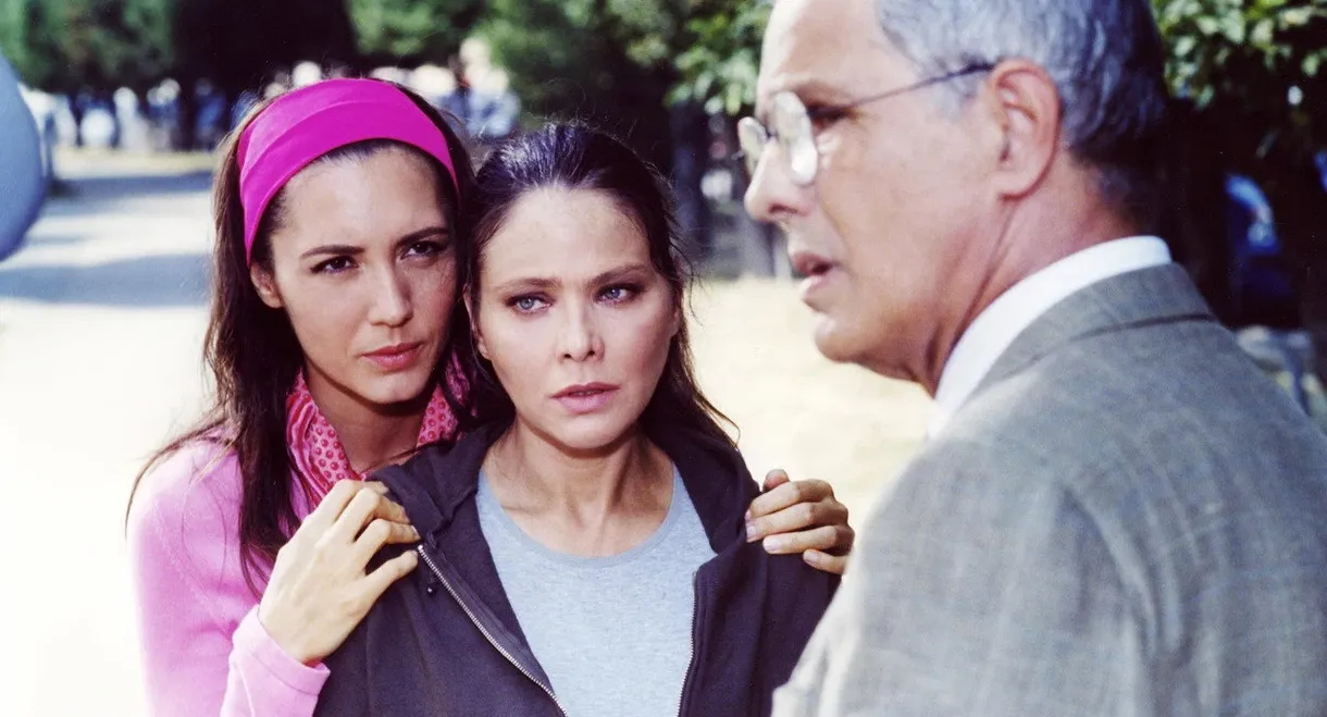 La bambina dalle mani sporche