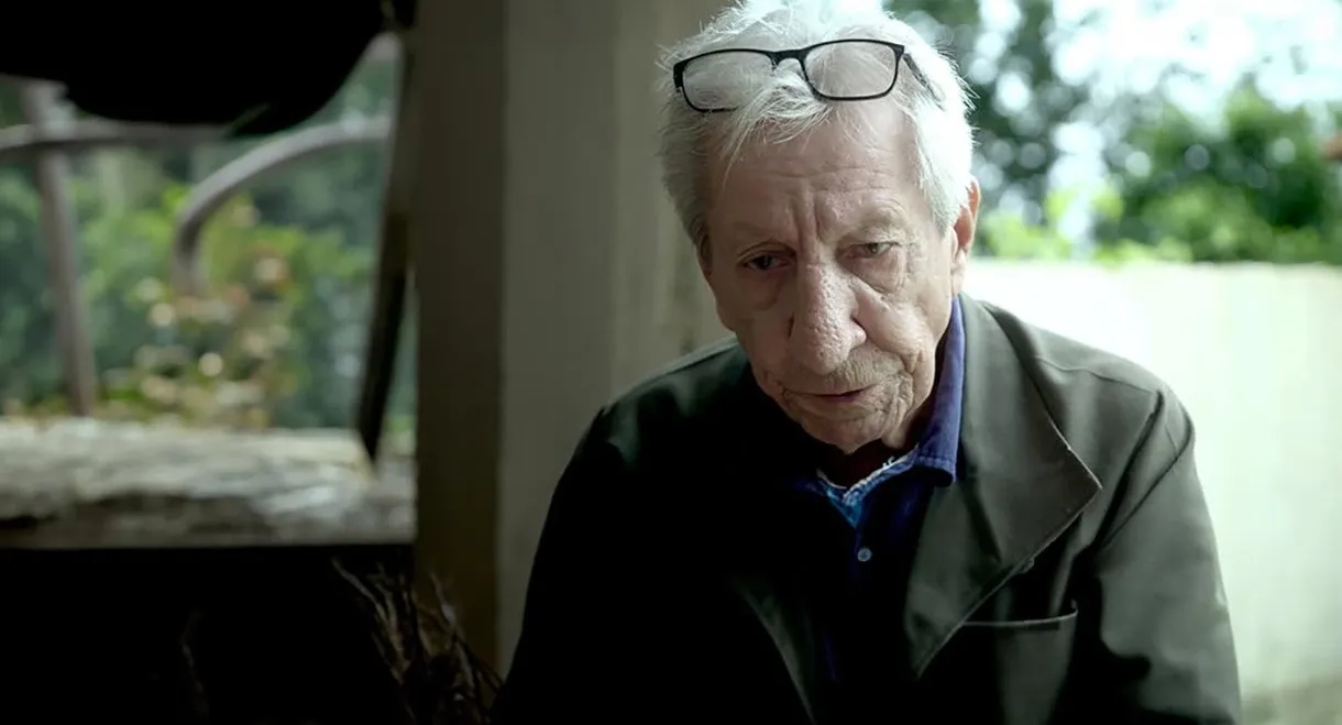 Com as Próprias Mãos