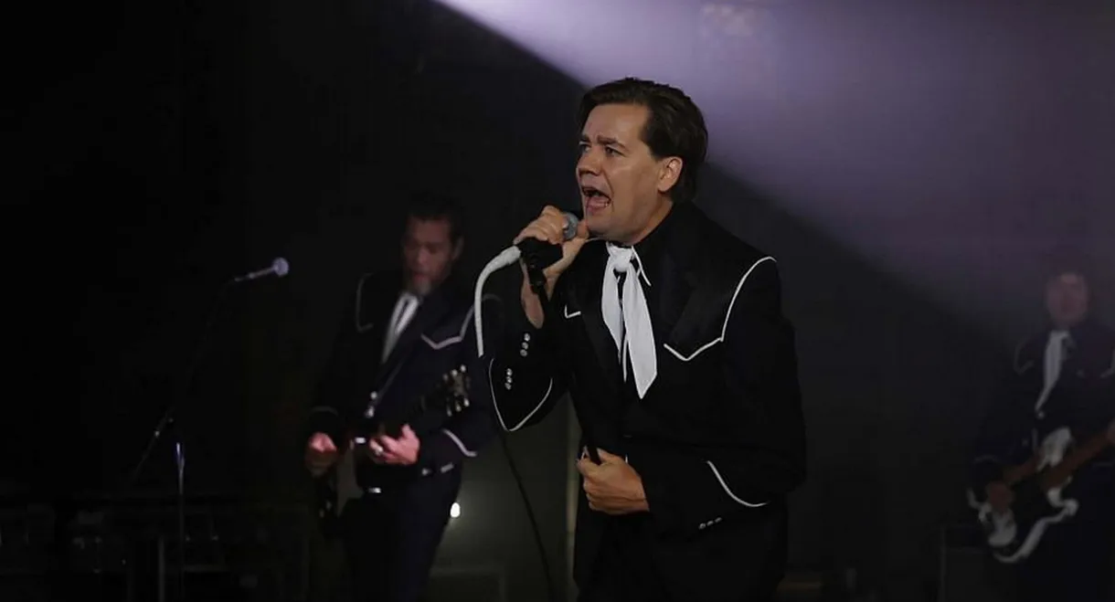 The Hives en concert privé à la Chapelle du Village Reille à Paris