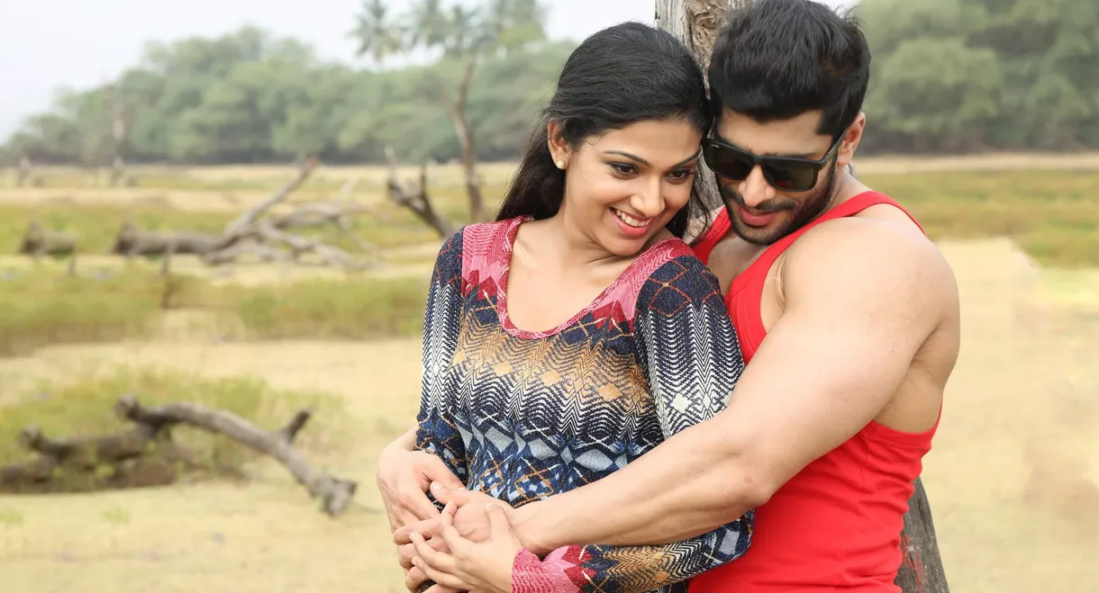 Rajavin Paarvai Raniyin Pakkam