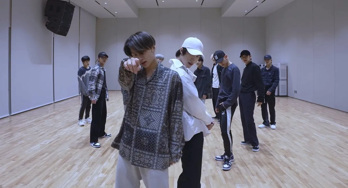 BACKSTAGE: TXT x EN-