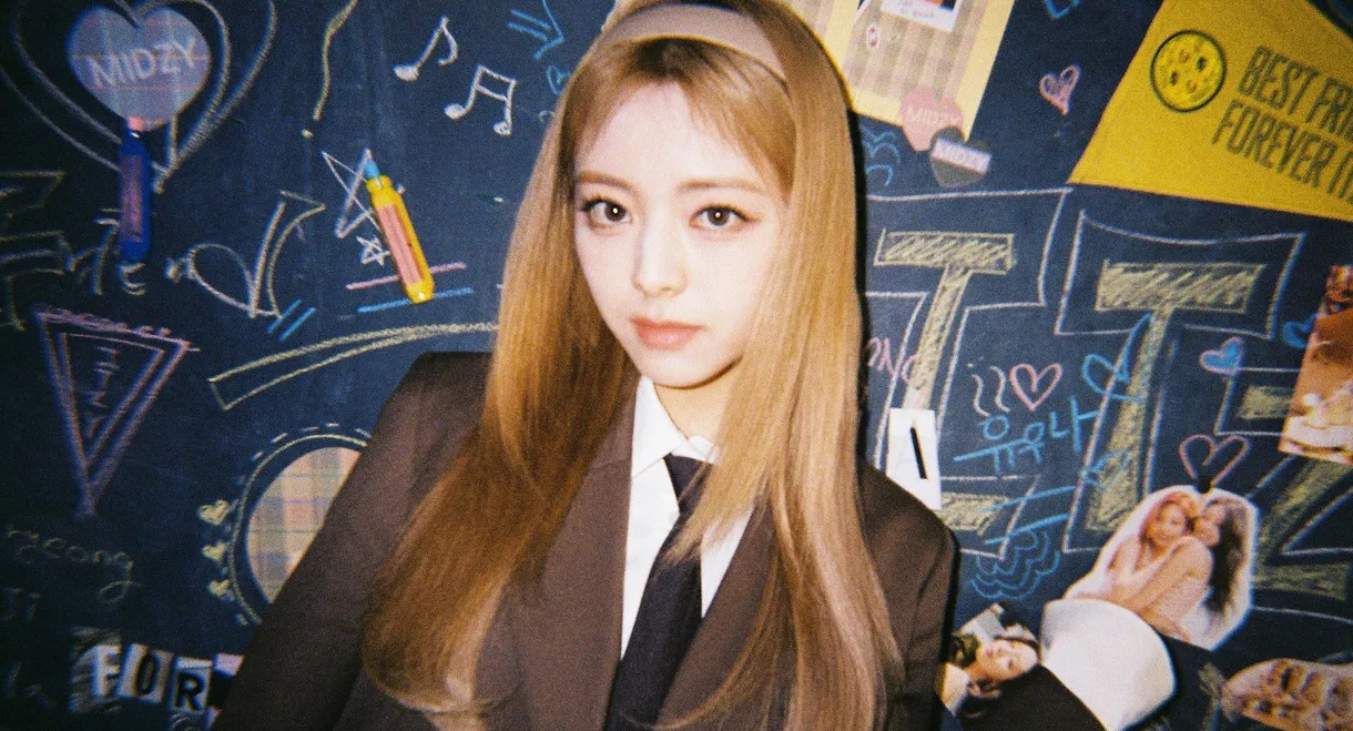 ITZY 2023 Season's Greetings [Best Friends Forever]