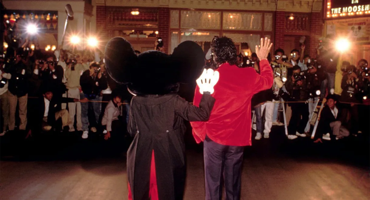 Exclusive Special ! Michael Jackson: 1,440 Hours in the Spotlight