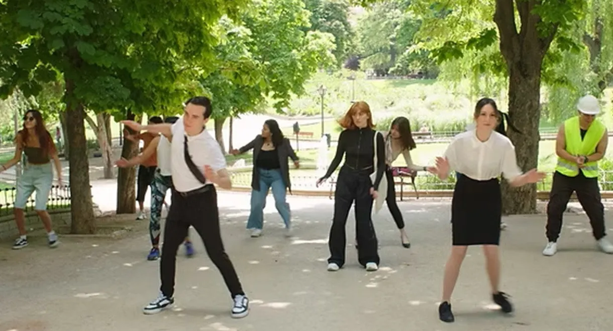 Everybody knows how to dance