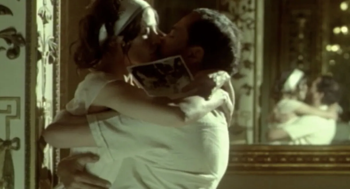 Chronicle of an instant