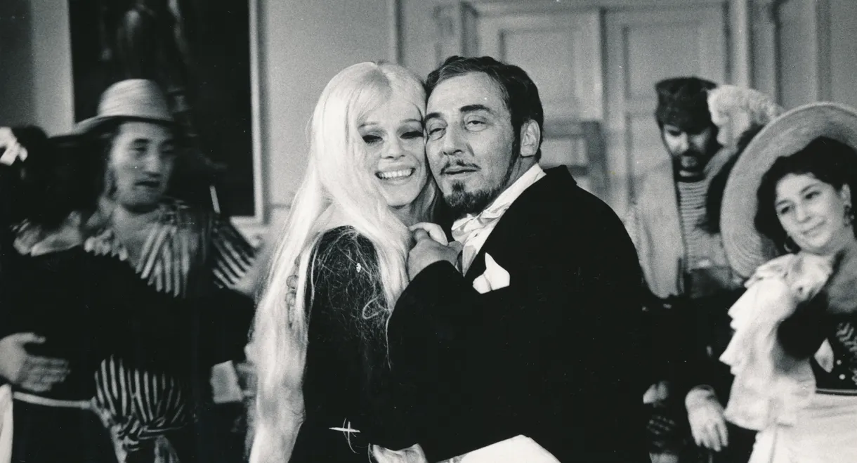 Námluvy komtesy Gladioly aneb Přistání ve skleníku