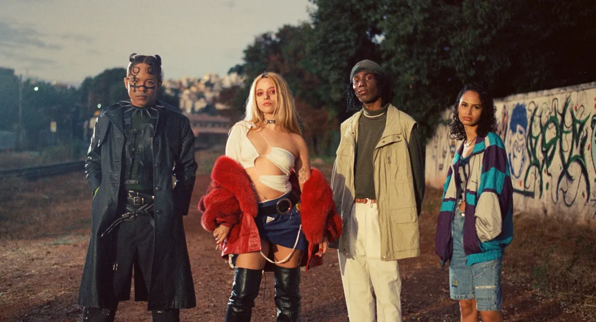 Nós é Ruim e Mora Longe