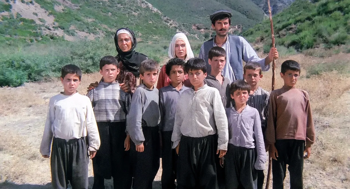 Çoçuklar Çiçektir