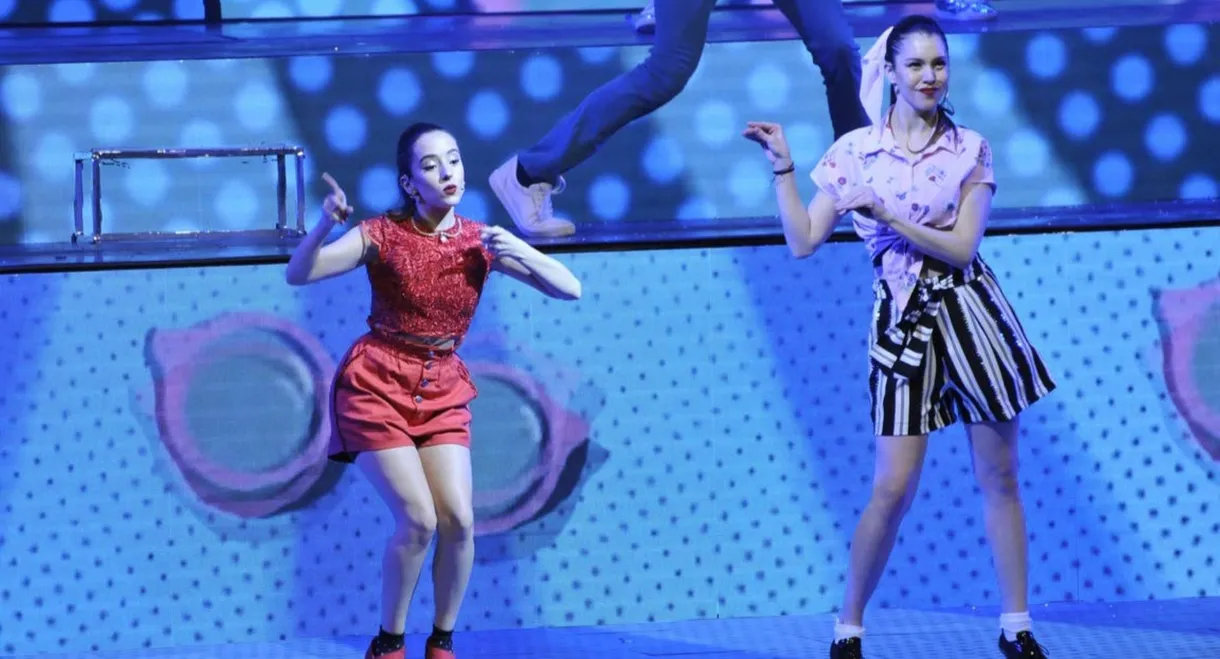 Club 57: El tiempo corre al revés - Live