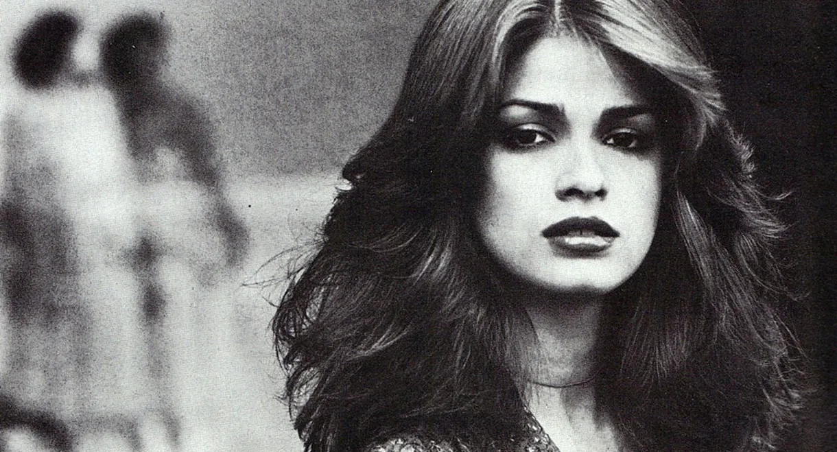 The Self-Destruction of Gia