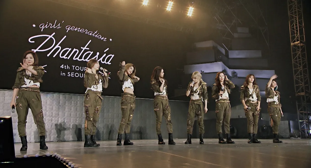GIRLS' GENERATION 4TH TOUR PHANTASIA IN JAPAN