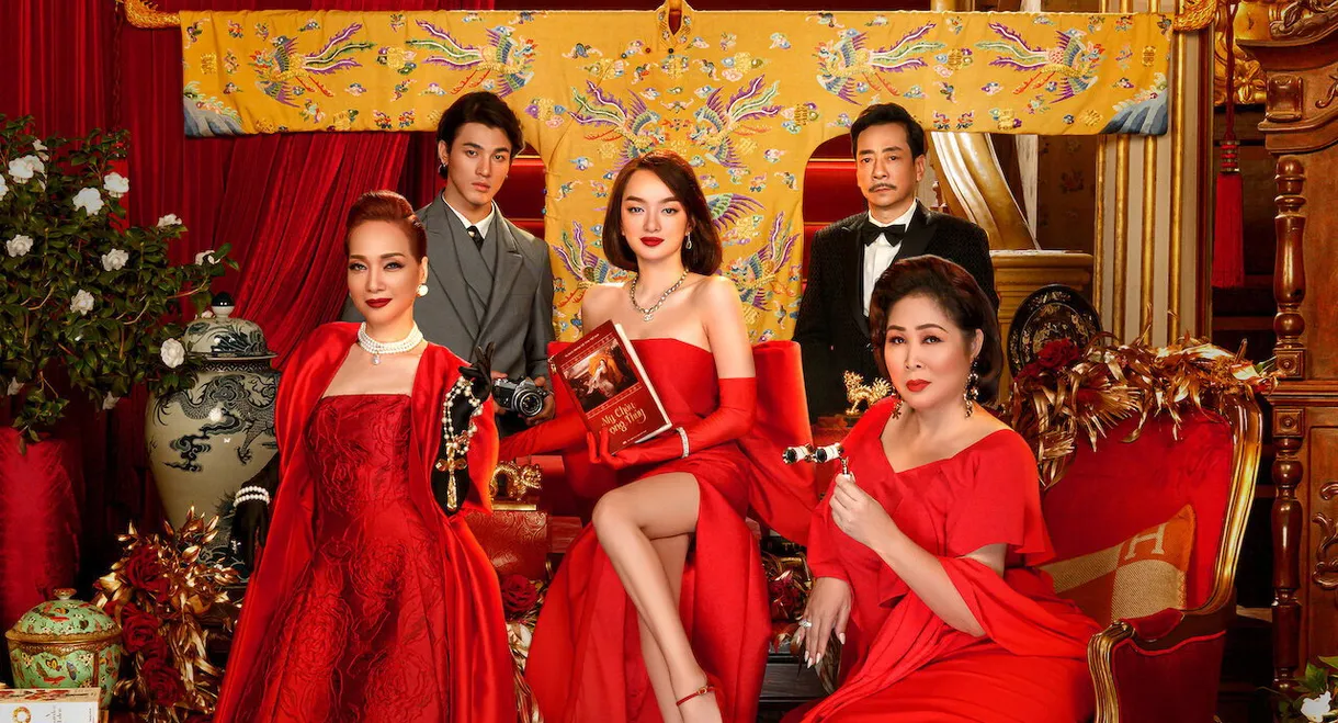 Camellia Sisters 5 - Living Like Royalty