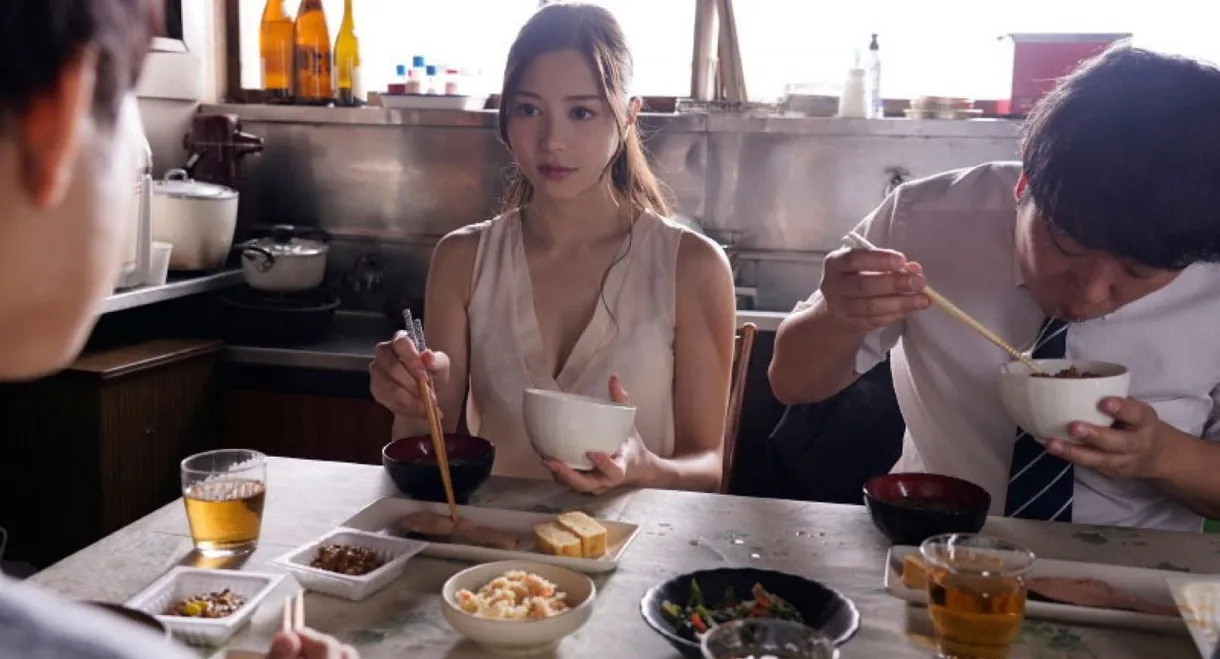 ATID-557 数年ぶりに地元に帰ってきた僕は、憧れの兄嫁さんと汗だくになりながらハメまくった。 白峰ミウ