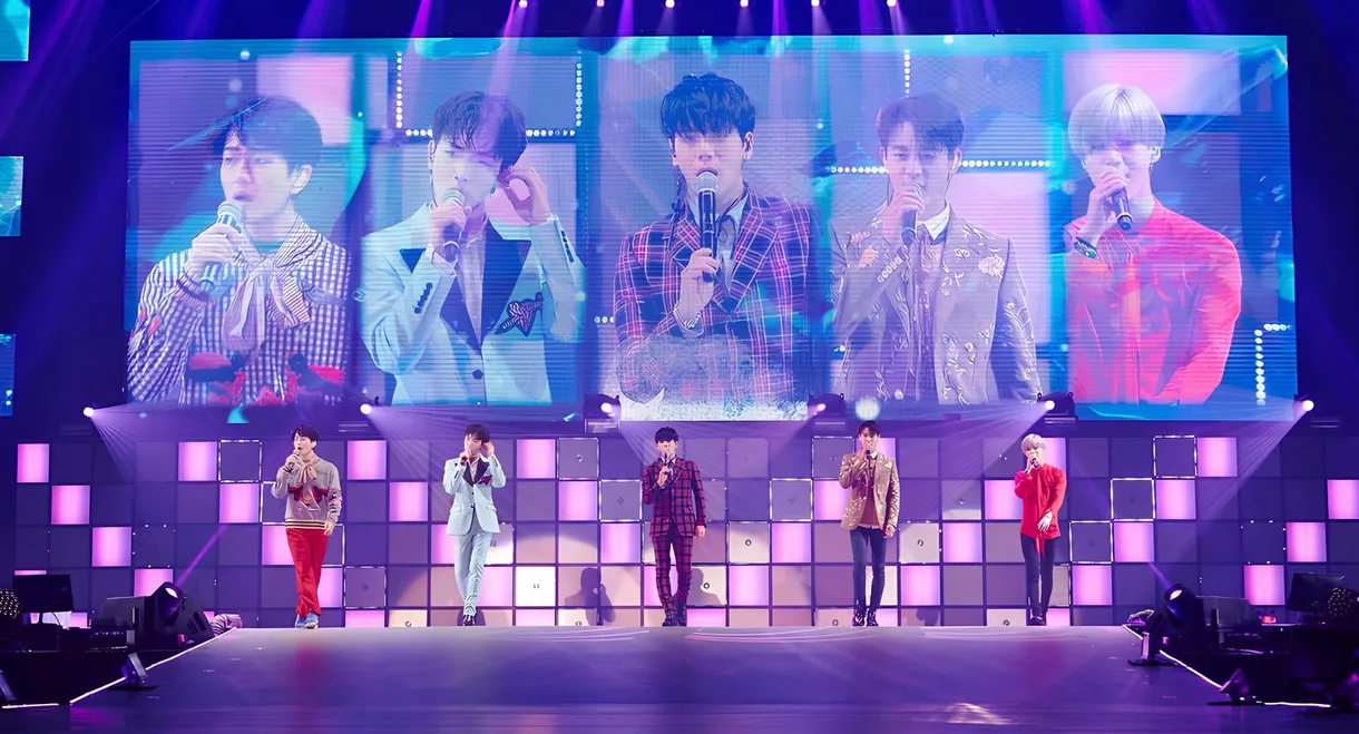 SHINee Concert "SHINee World V"