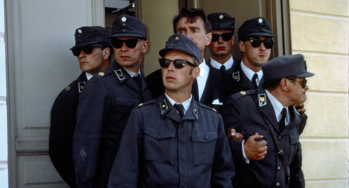 Vääpeli Körmy ja etelän hetelmät