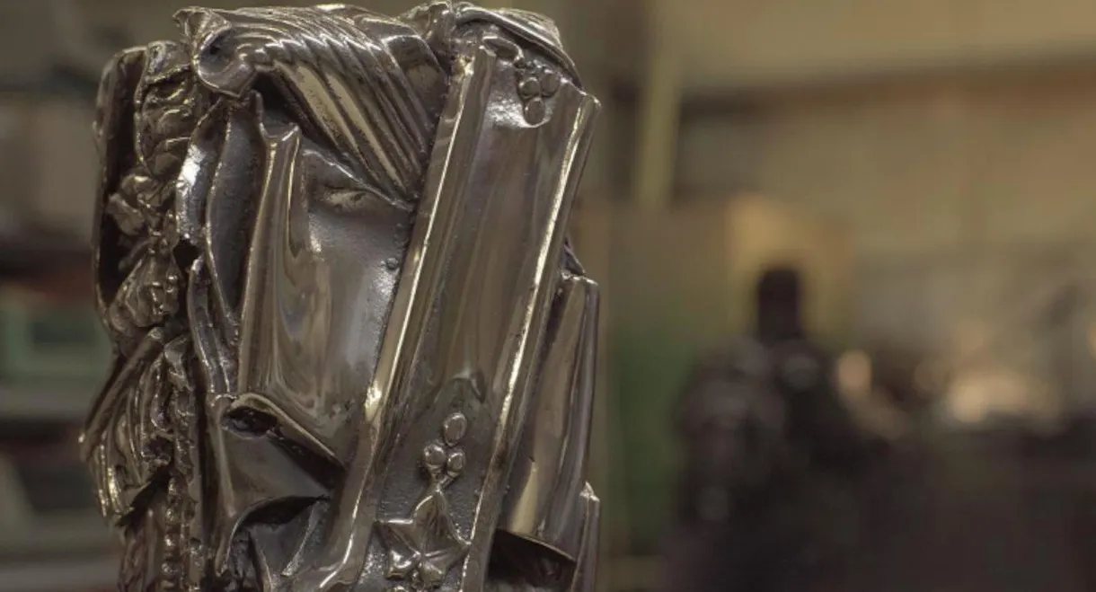 César sculpteur décompressé