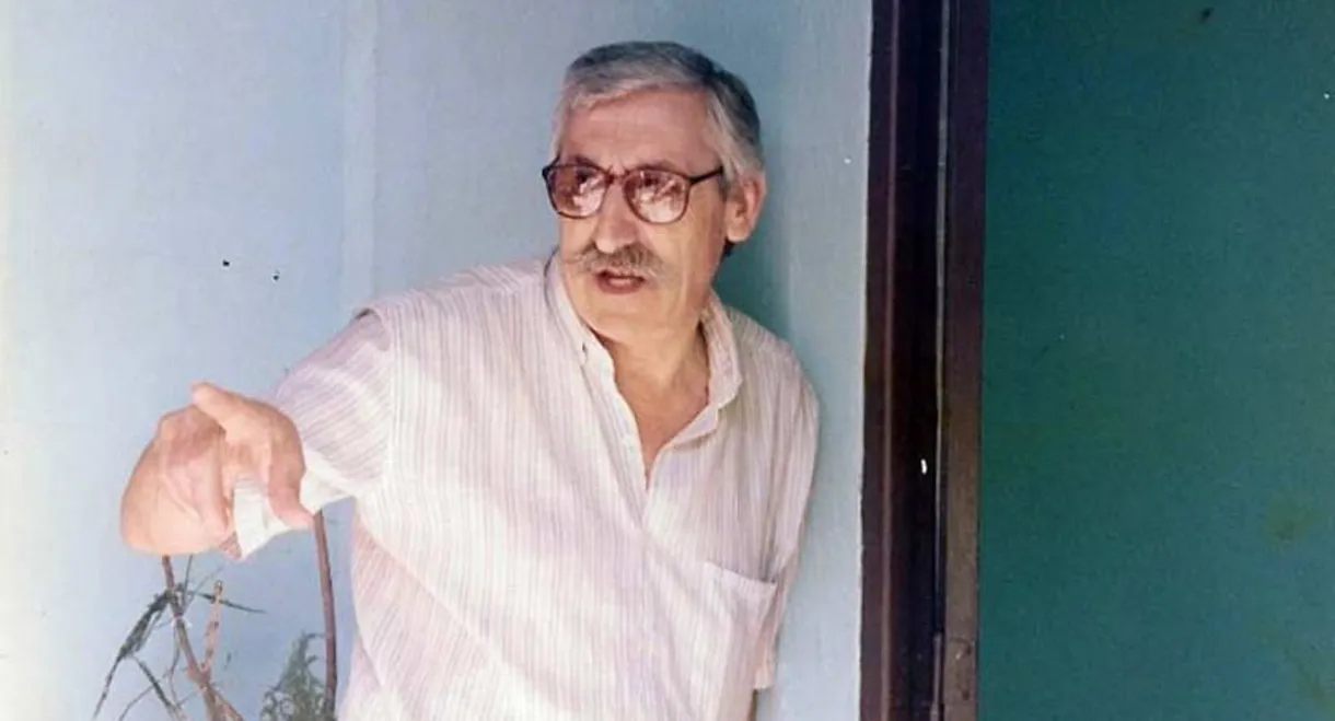 Detrás de las vías