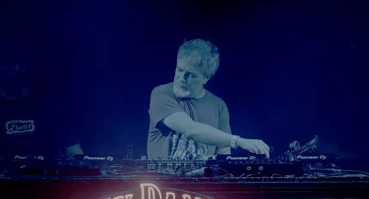 Voy a saco, Guitarras y Clubs