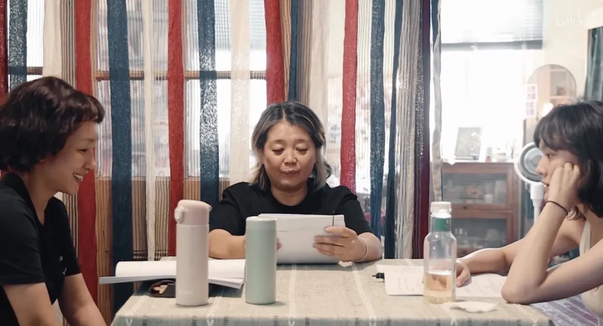 She and Her Two Minutes