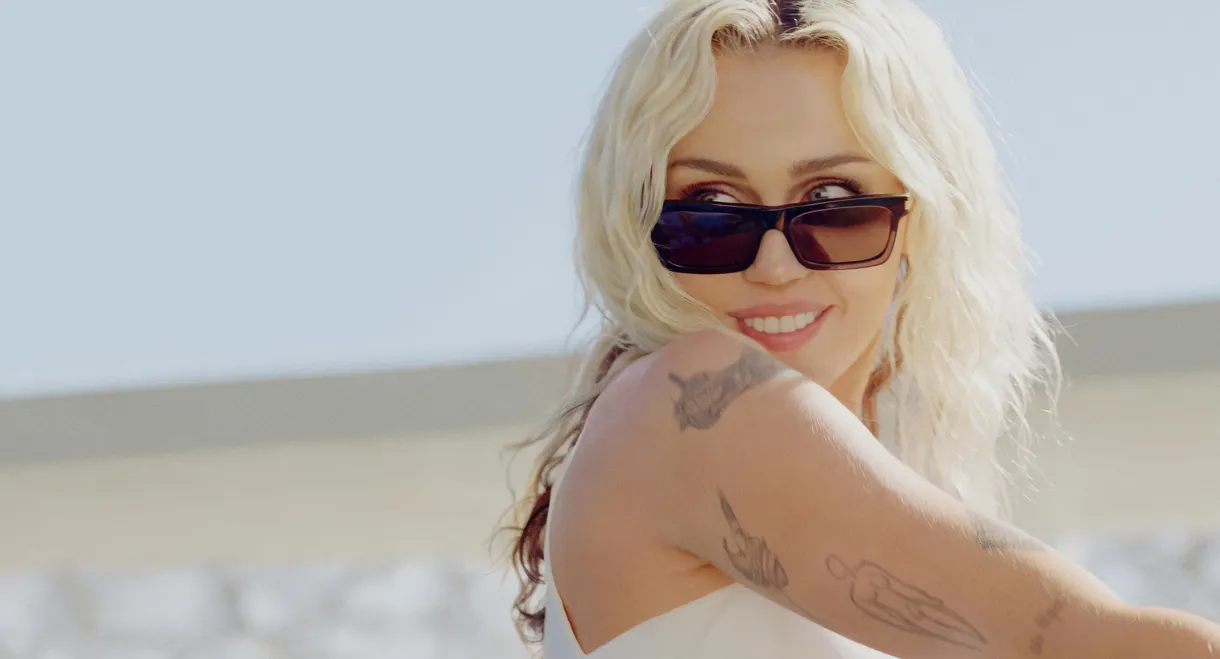 Miley Cyrus - Endless Summer Vacation (Backyard Sessions)