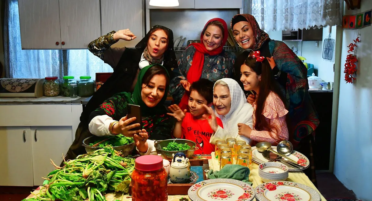 This Controllable Crowd