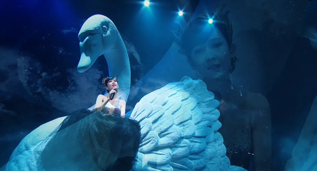 A long and lasting love Vivian Chow Live