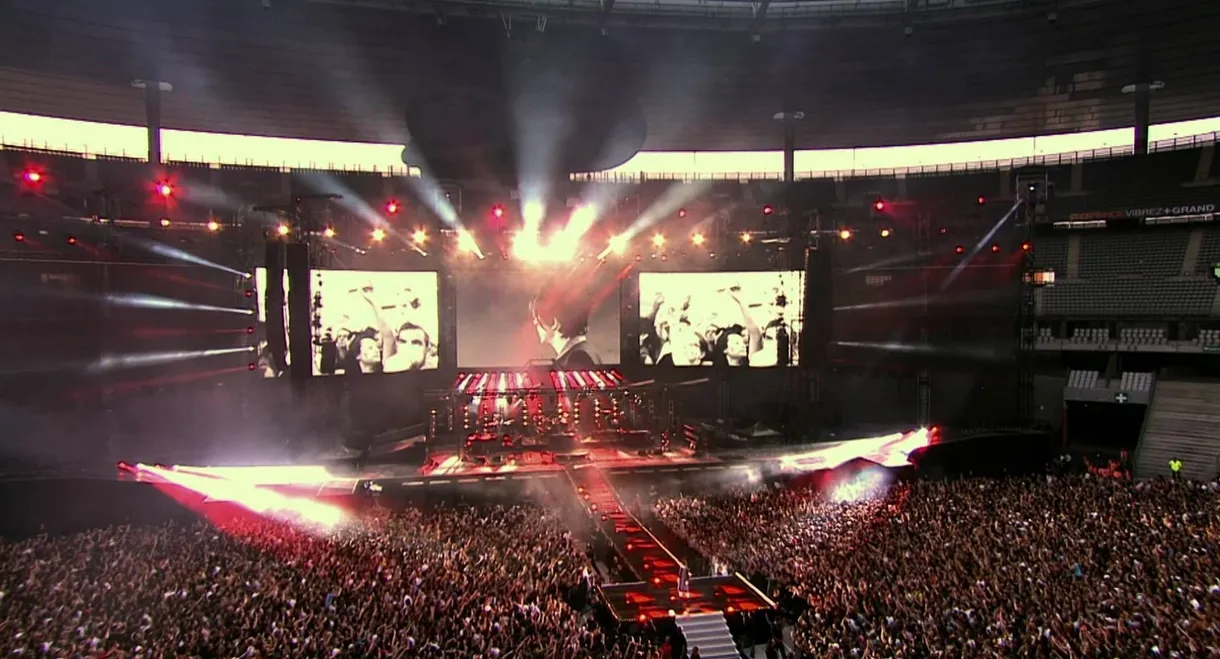 Indochine - Putain de stade