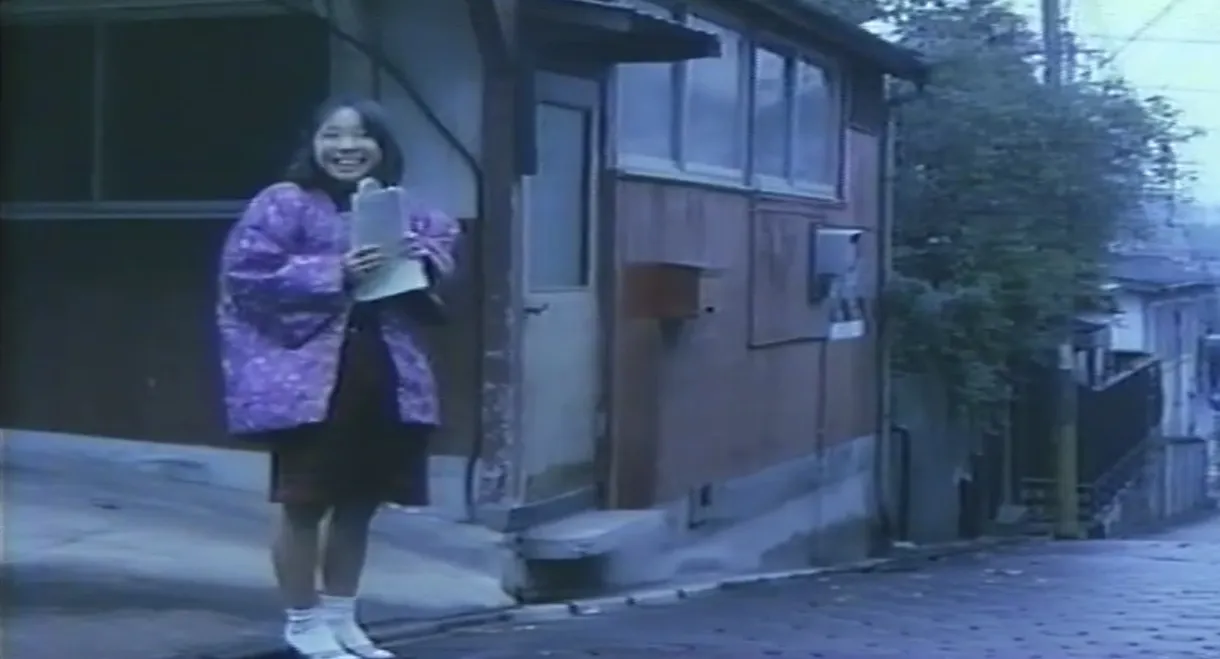 Hairdresser's Agony in the Girls' Dormitory