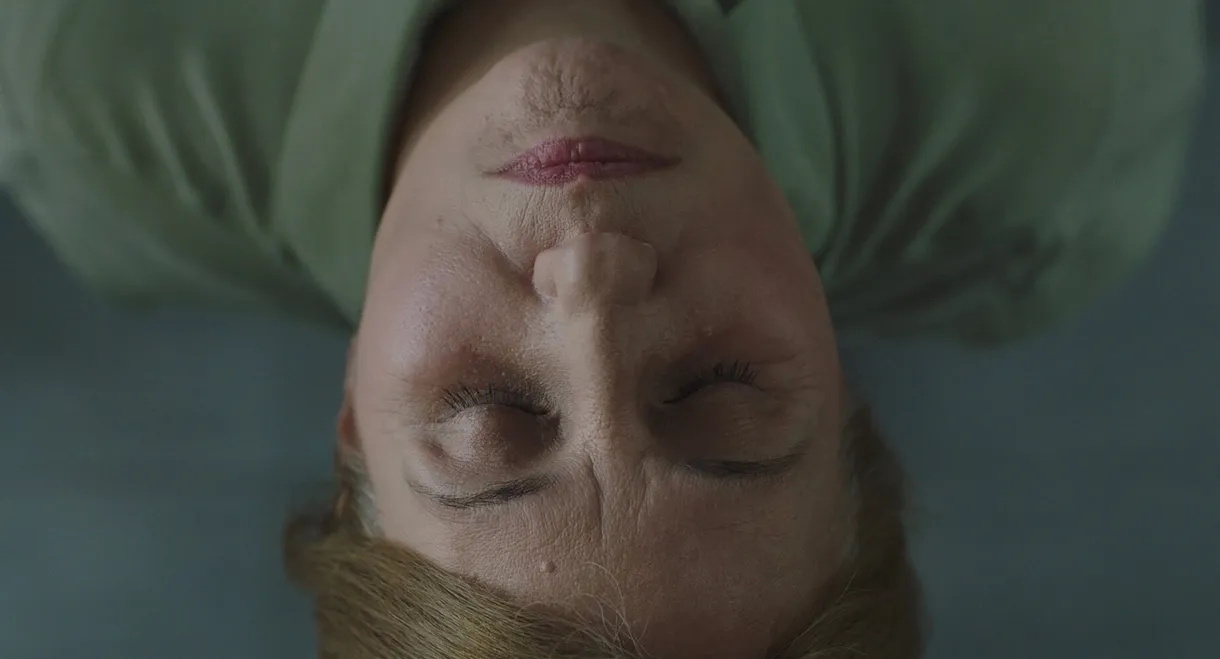 Vera Dreams of the Sea