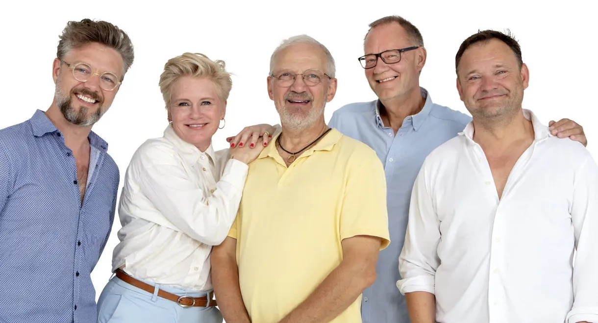 Hjørring Revyen 2021 - Stærkt hold i underholdende revy