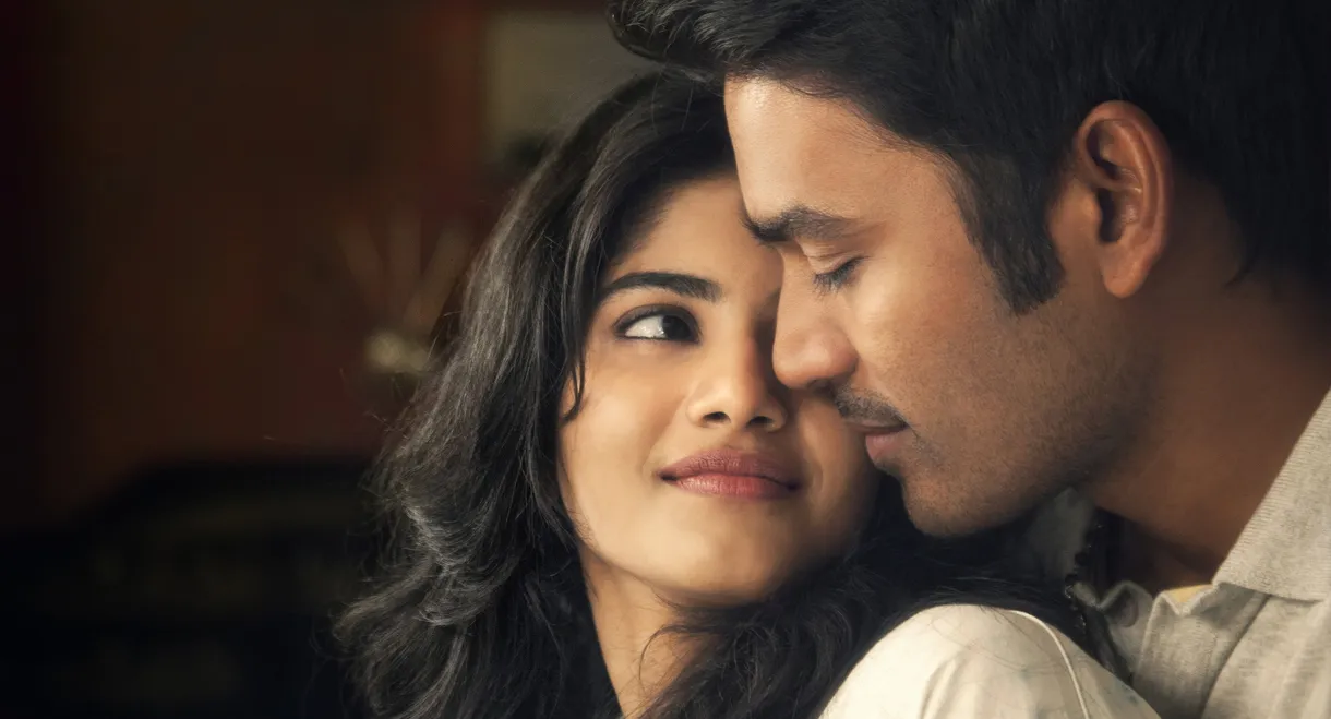 Enai Noki Paayum Thota