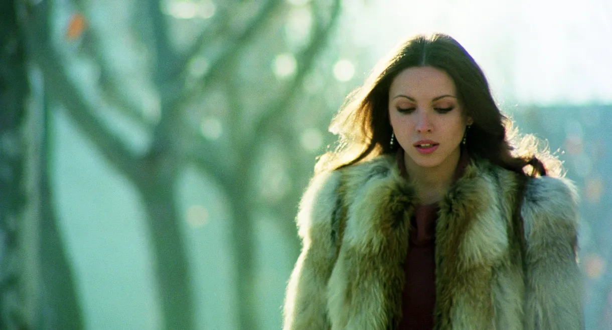 Emilia... parada y fonda