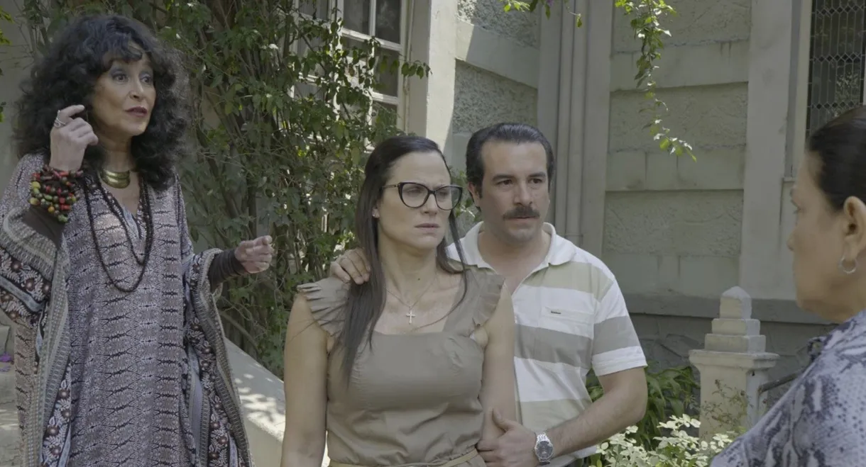 Queens Without a Crown