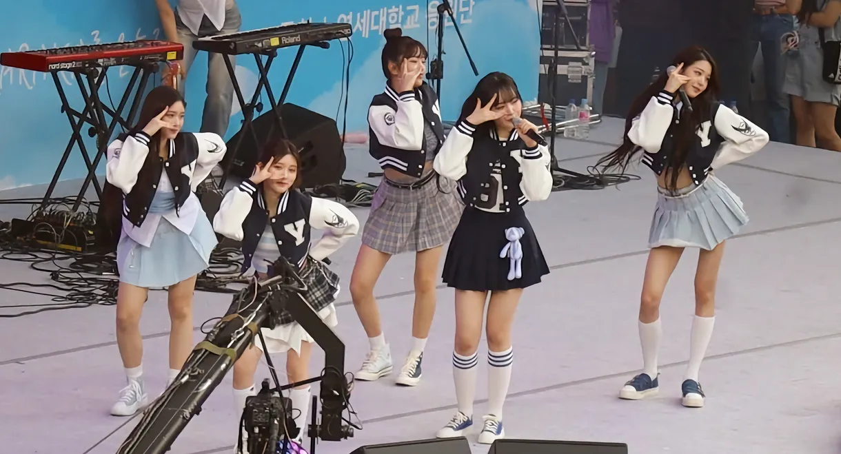 IVE - 'AKARAKA' Yonsei University 2023