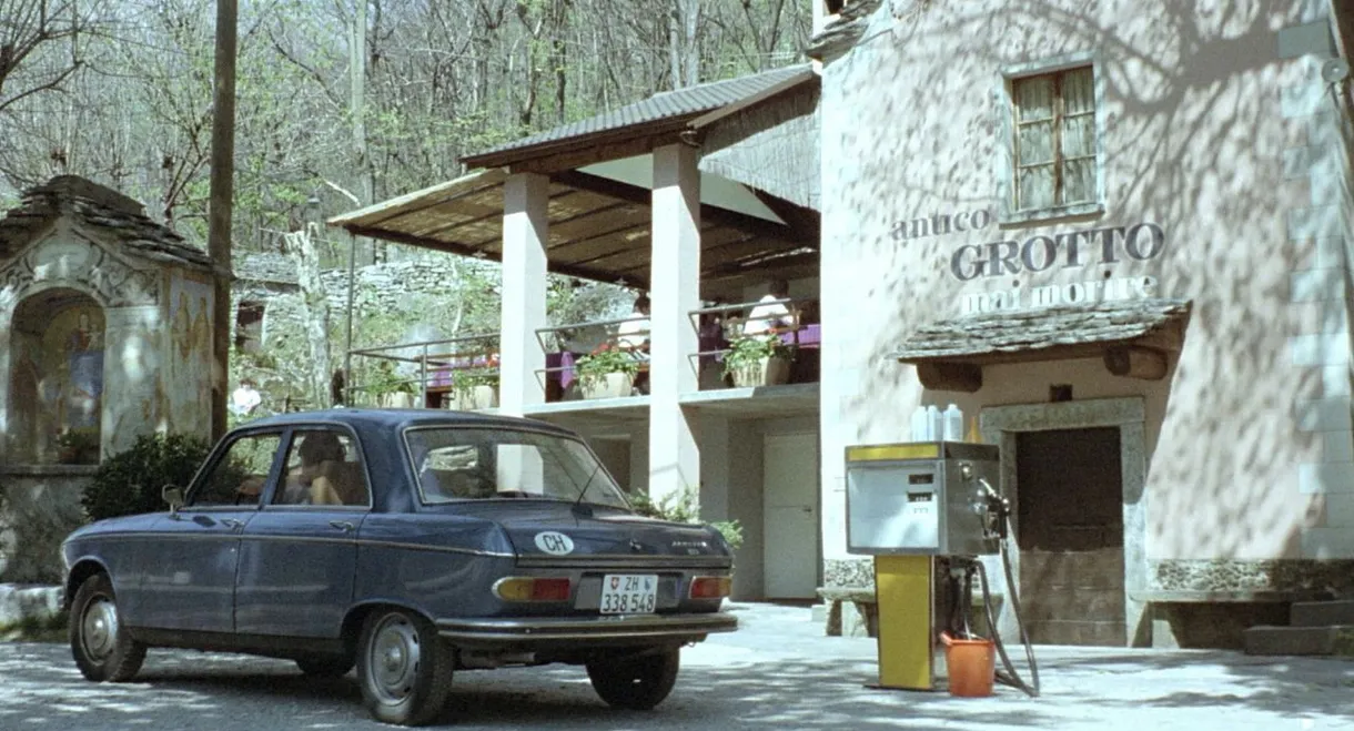 Six Swedish Girls at a Pump