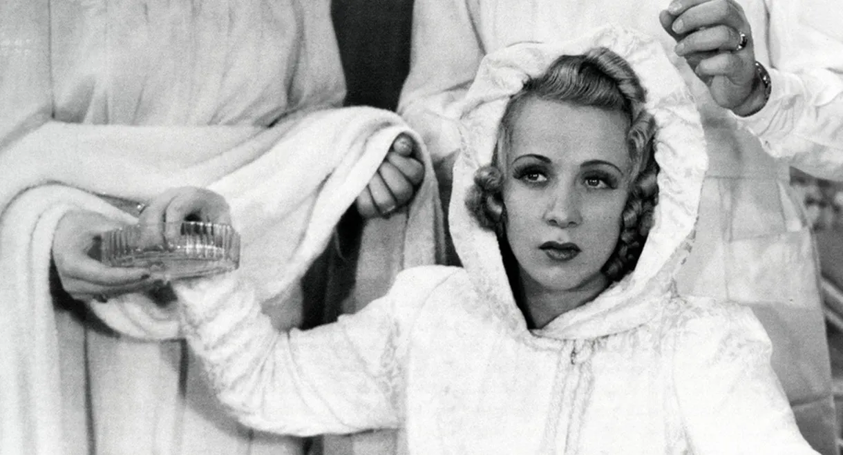 Caprichosa y millonaria