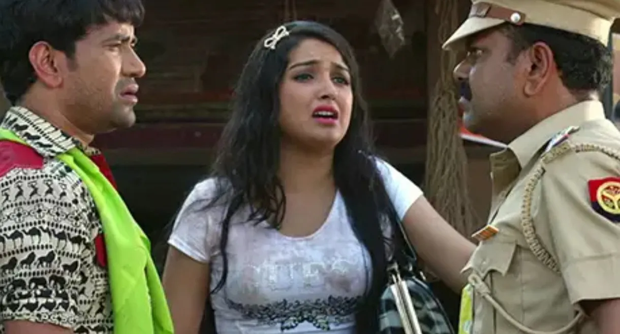 Nirahua Rickshawala 2