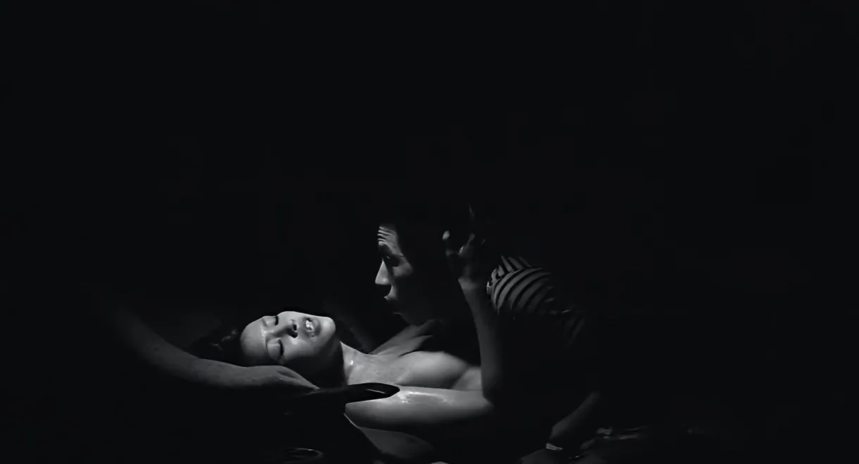 Secret Chronicle: She Beast Market